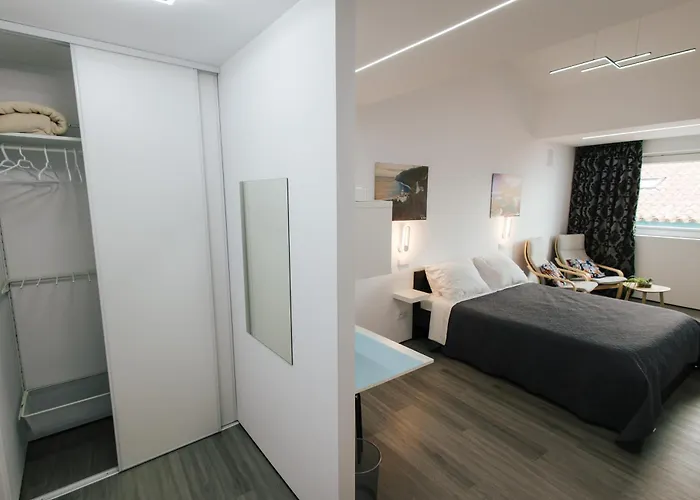 Cozy Seaside C - Faraway Daire